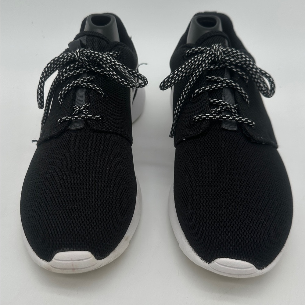 Nike Roshe One Black White Running Shoes Women’s Size 8.5 - Picture 7 of 13